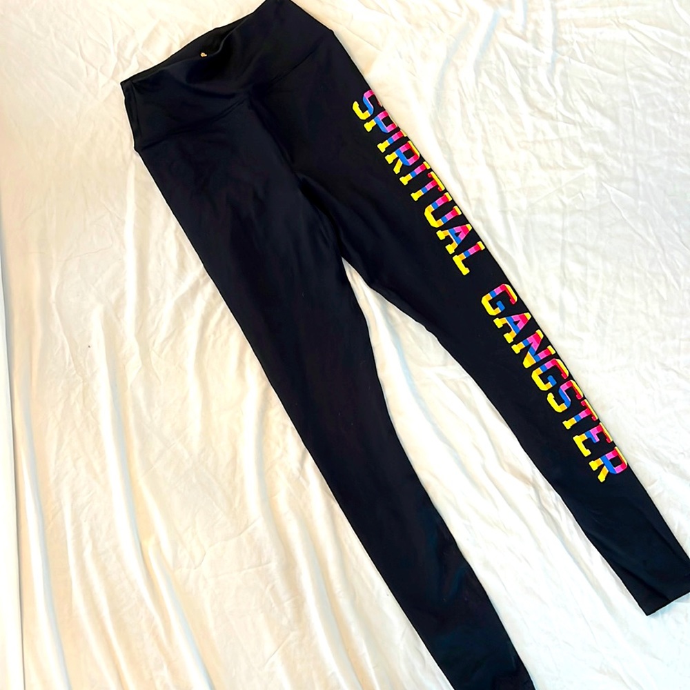 New Spiritual Gangster Women’s Leggings in Black xs with brand down leg